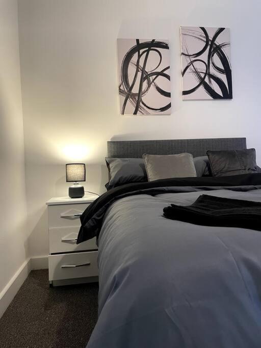 دربي #4Bs 1 Bed Serviced Apartment المظهر الخارجي الصورة